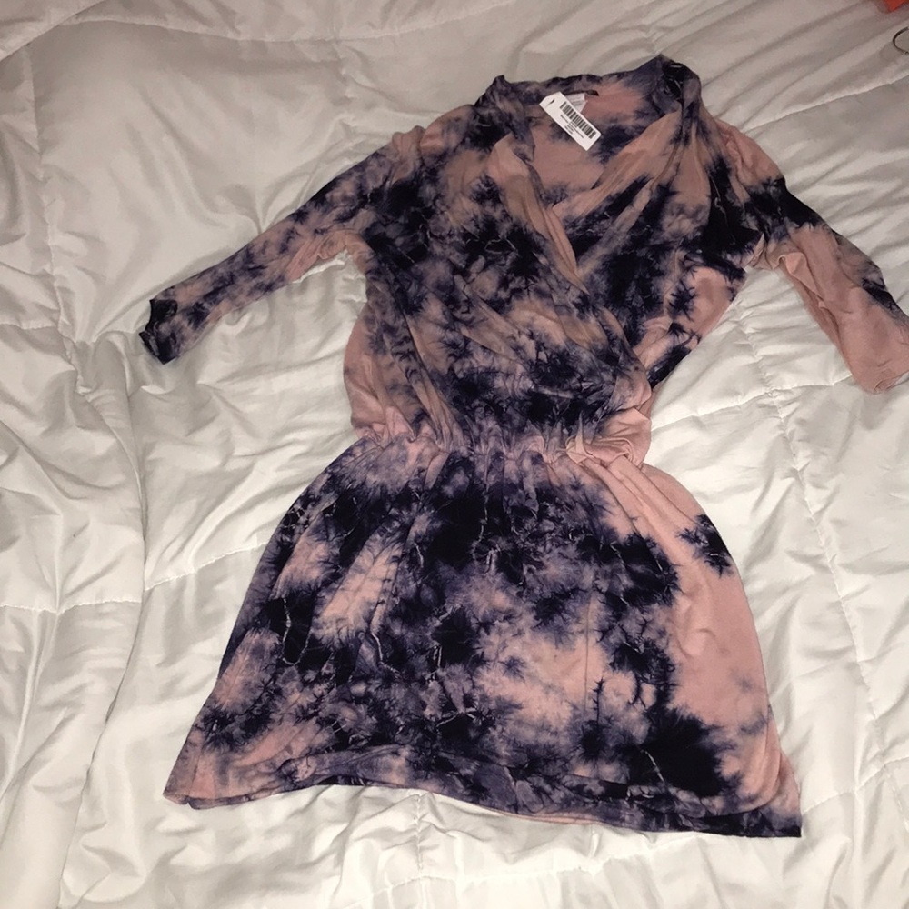 Women’s Tie-Die Surplice Dress